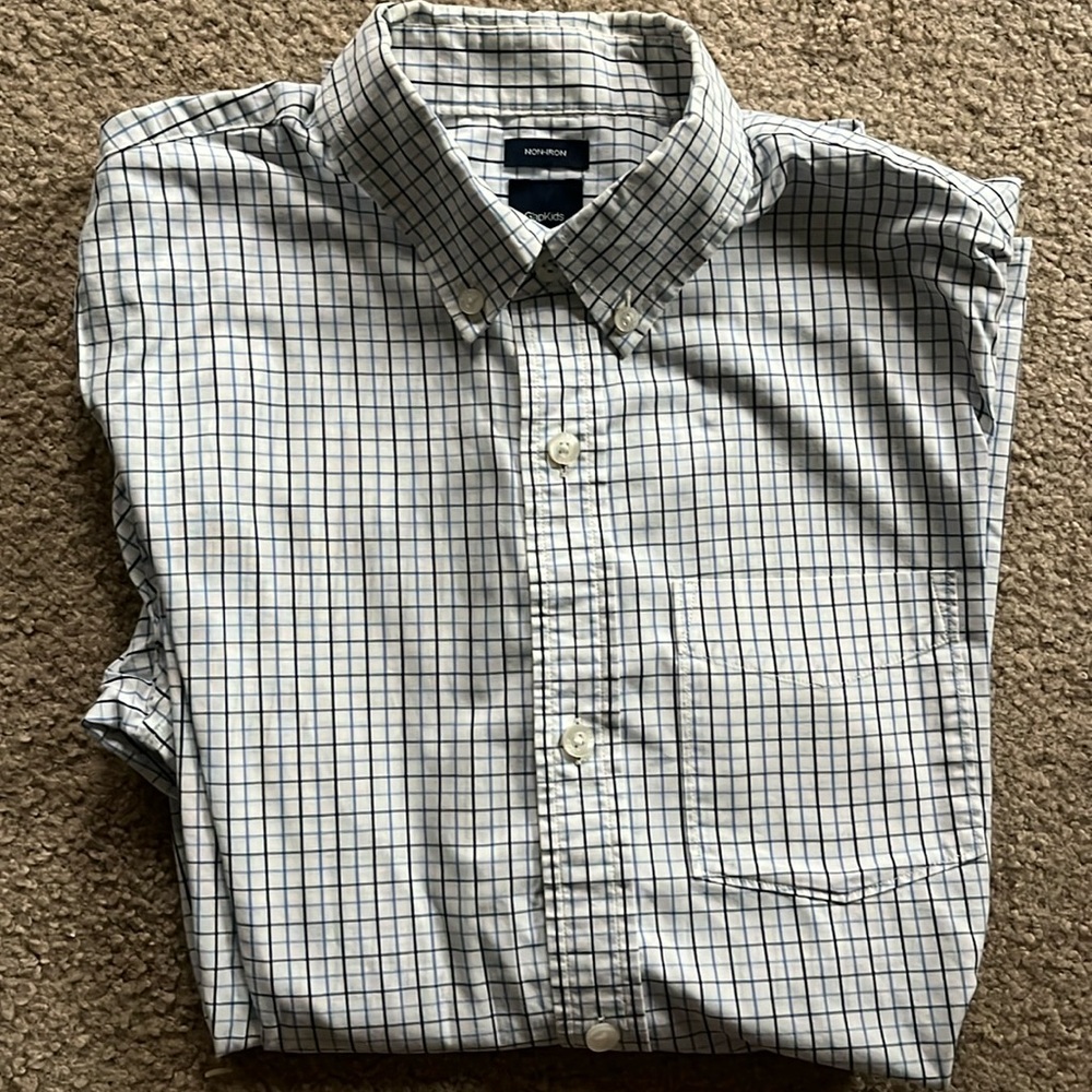 Gaps Kids XXL long Sleeve dress shirt.  White with blue pattern.
